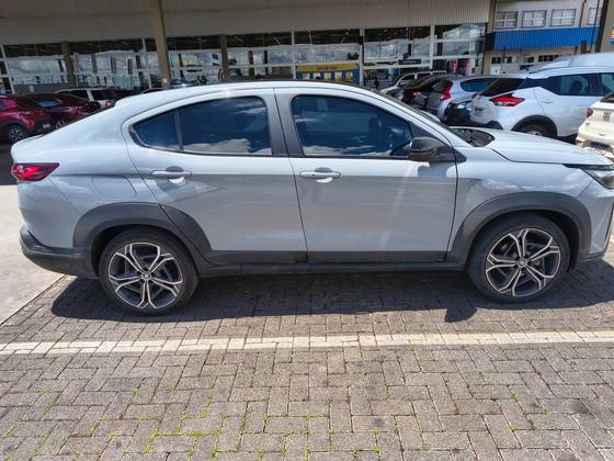 FIAT FASTBACK 1.0 TURBO 200 FLEX IMPETUS CVT FIAT FASTBACK 1.0 TURBO 200 FLEX IMPETUS CVT